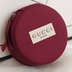 Gucci Beauty Burgundy Round Case